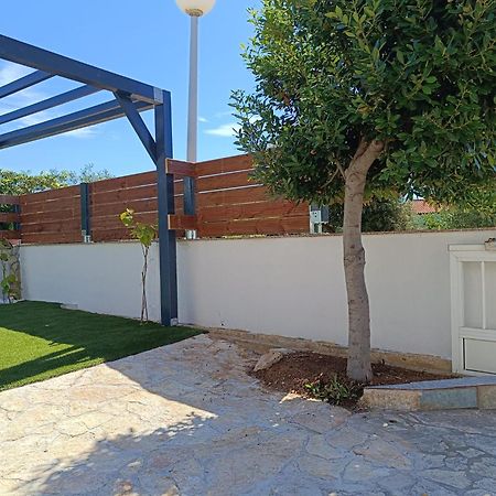 Vila Maria Vir Exteriér fotografie